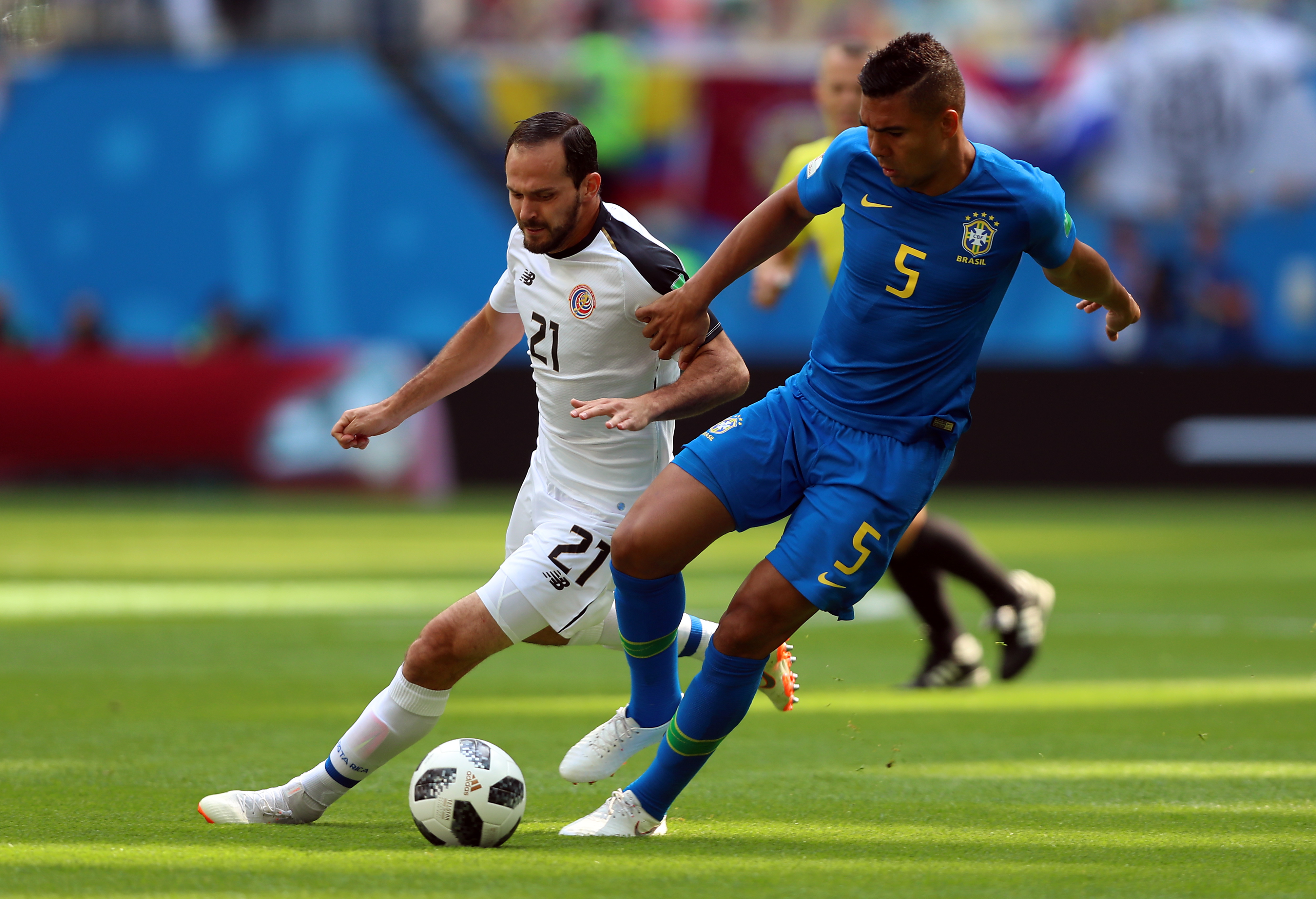 哥斯达黎加夺冠热浪继续：欧洲杯预选赛半决赛硝烟弥漫的简单介绍