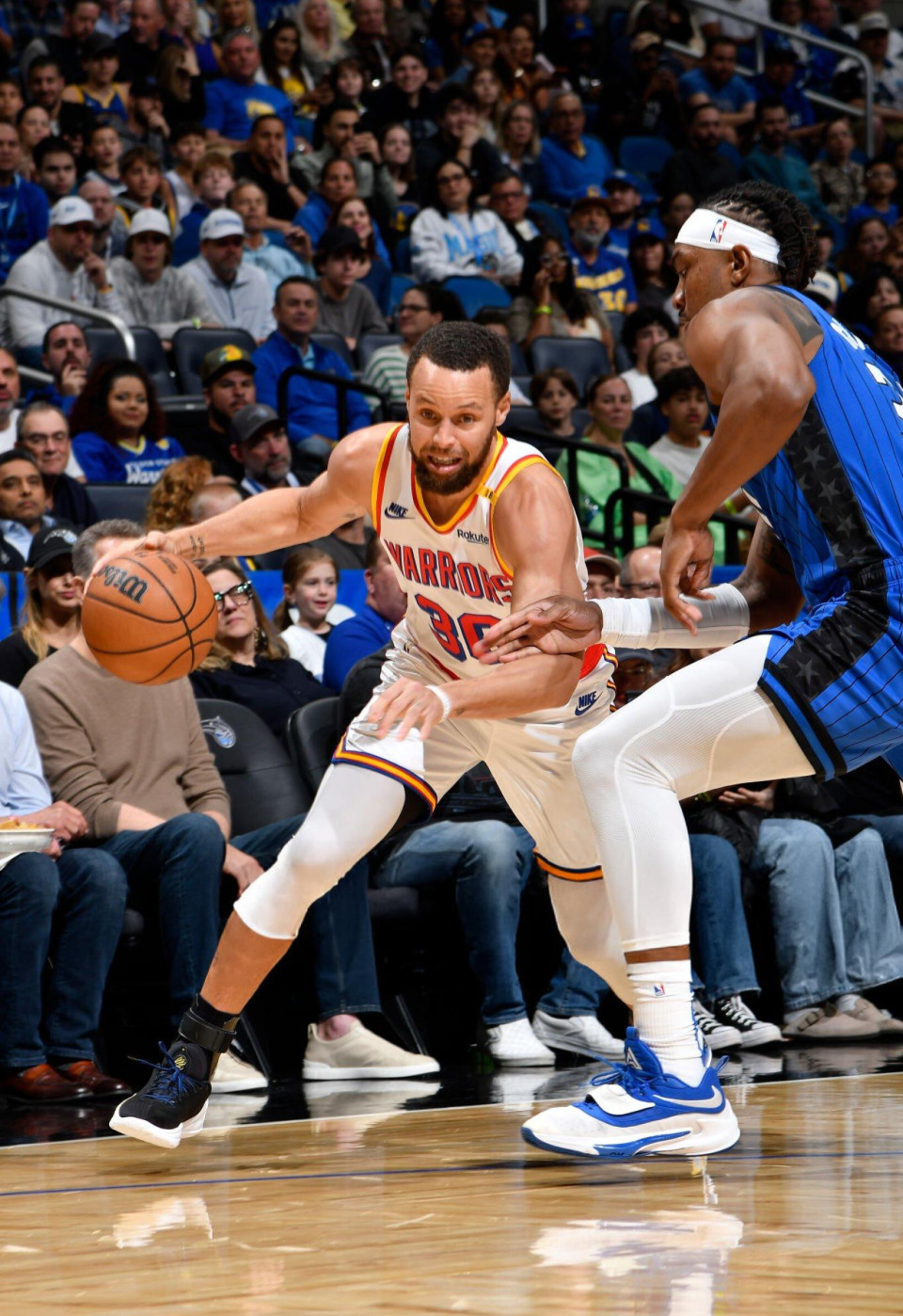 猛龙队取得五连胜，已稳居东部榜首的简单介绍