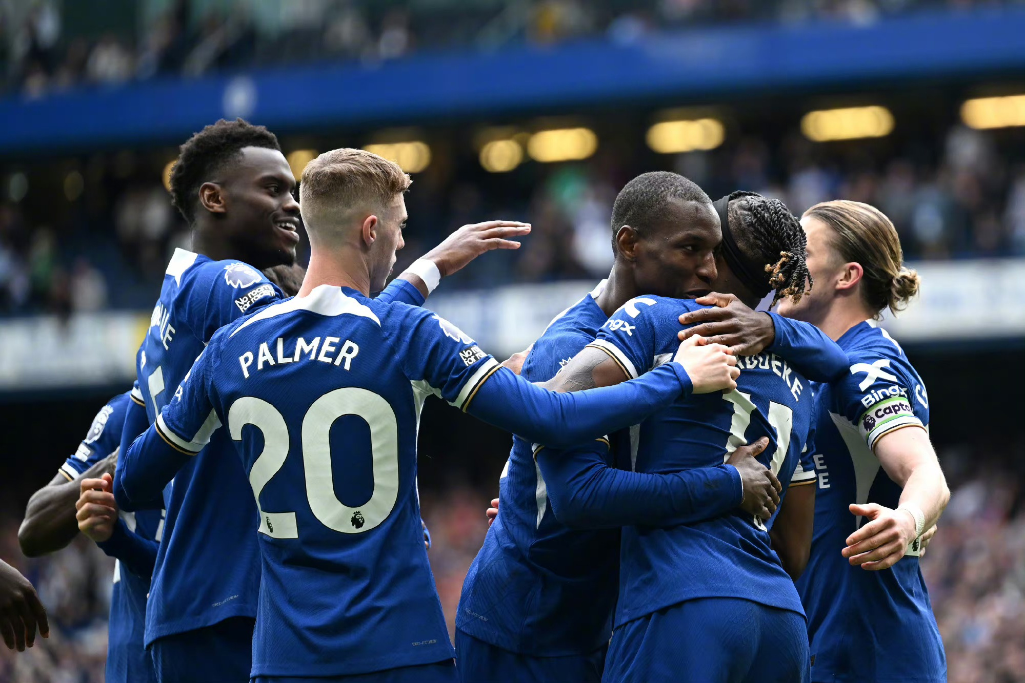 利物浦腰部开溜，利物浦无缘淘汰