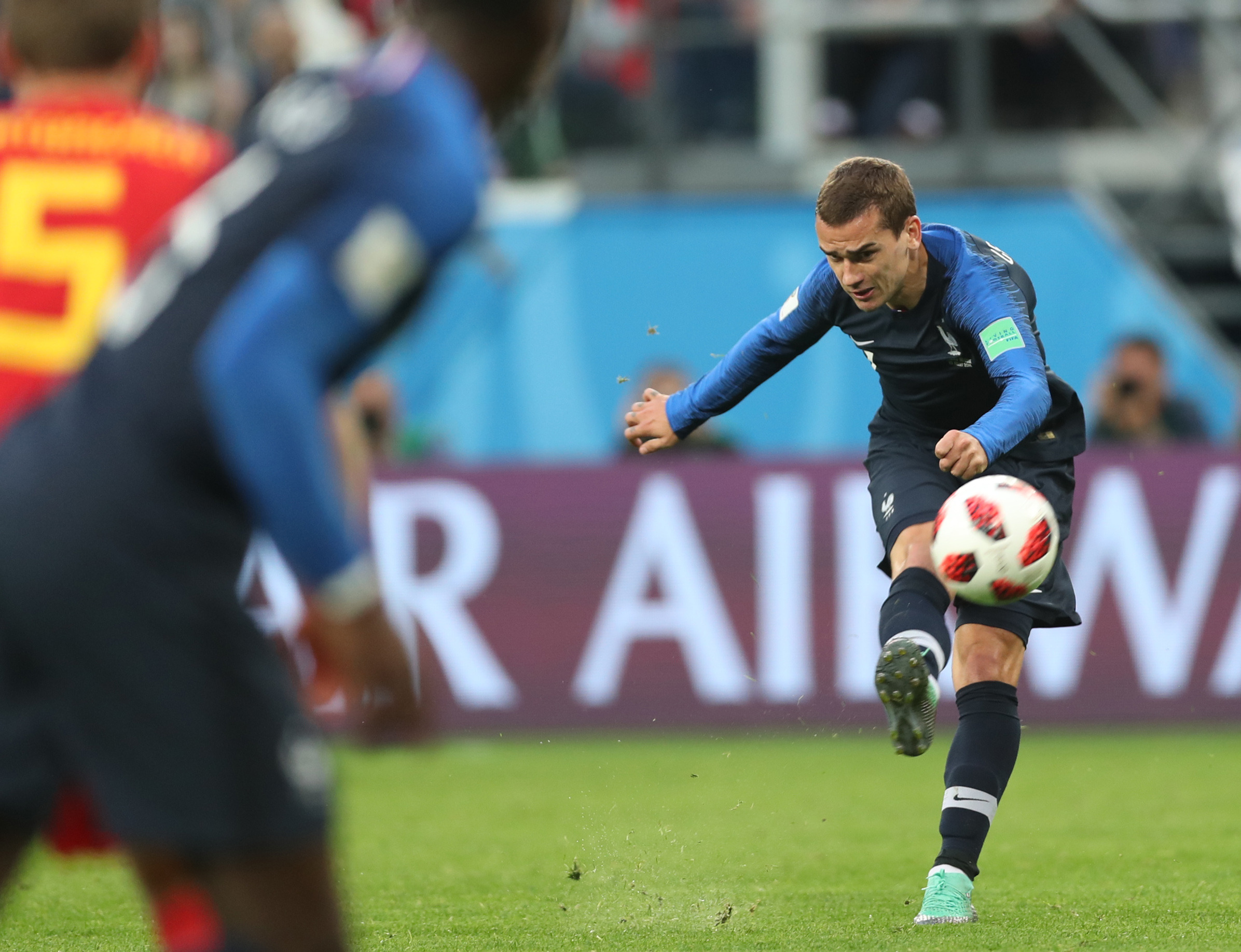 关于法国队热身赛表现抢眼，实力不容小觑的信息