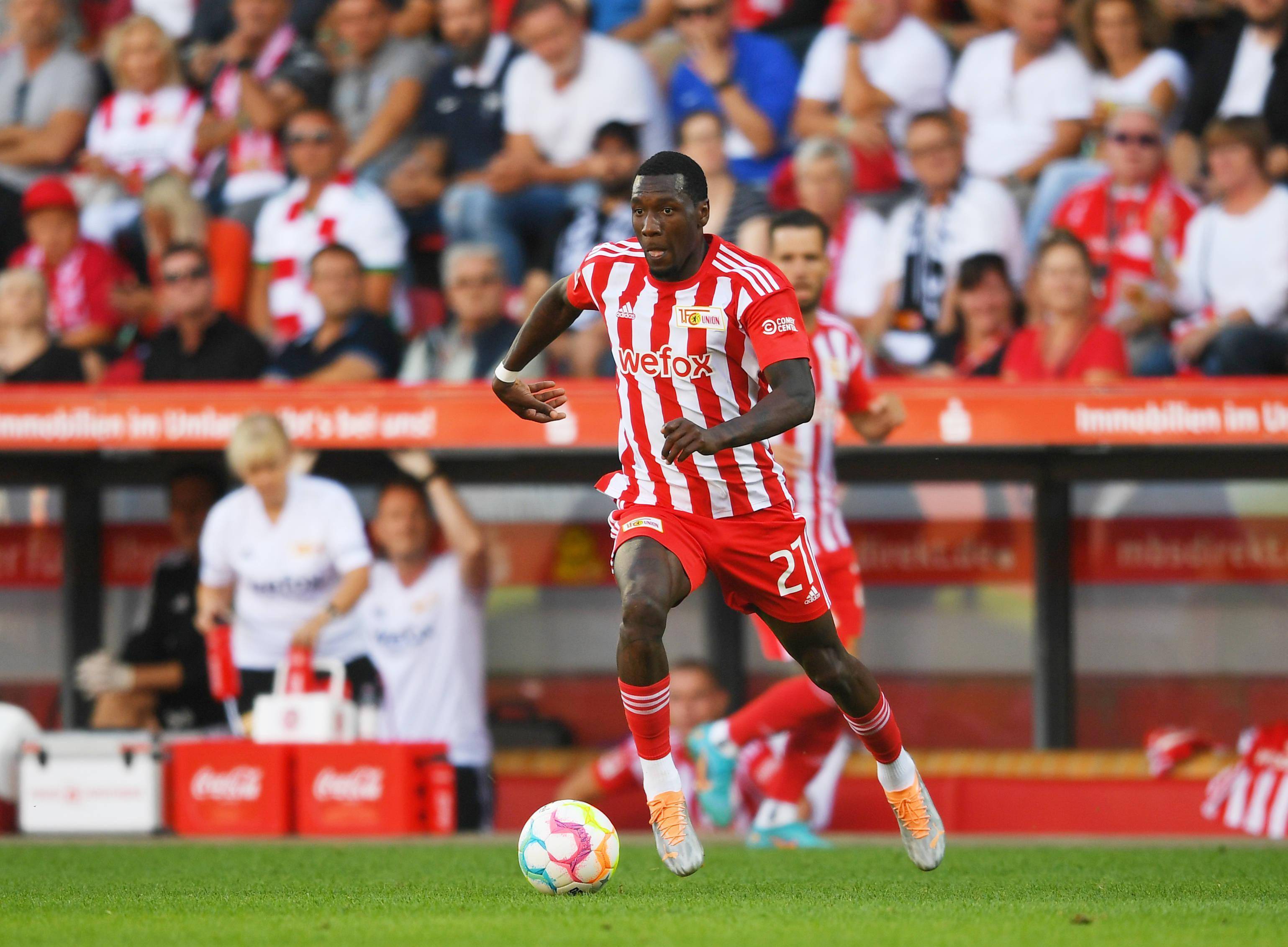 爱游戏APP-关于柏林赫塔球员集体失常，遭遇连败的信息