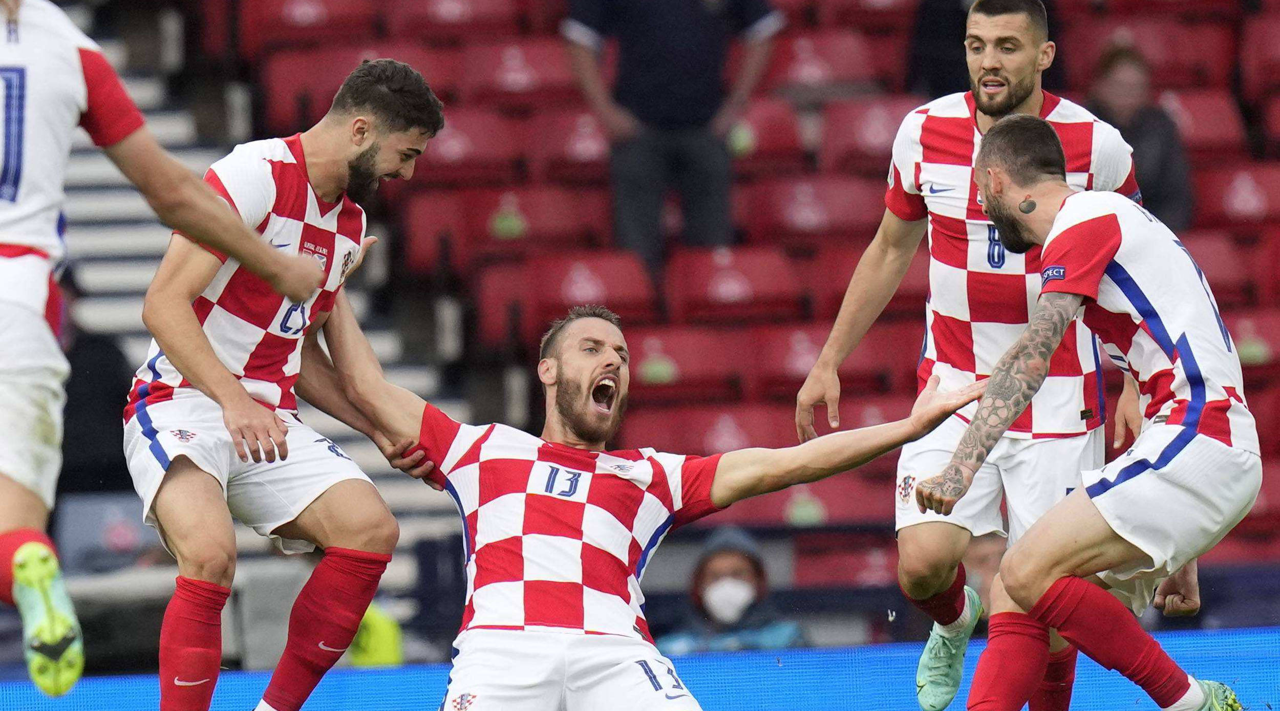 欧国联赛事惊现绝地反击,实力尽显! 欧国联赛事惊现绝地反击,实力尽显!