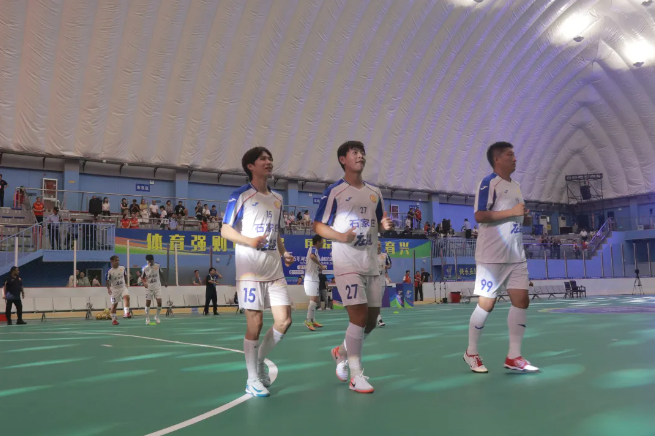 关于雷丁队再次击败对手,豪取连胜的信息 关于雷丁队再次击败对手,豪取连胜的信息