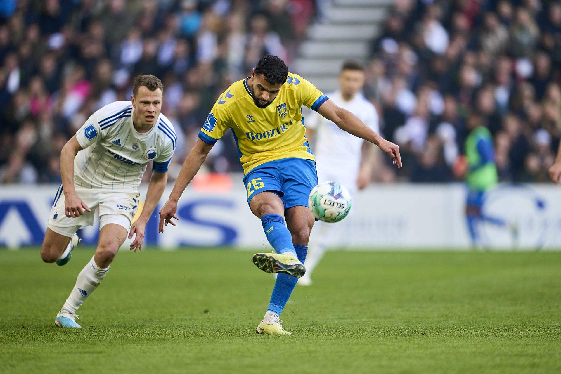 佛罗伦萨连续败北,保级压力上升 佛罗伦萨连续败北,保级压力上升