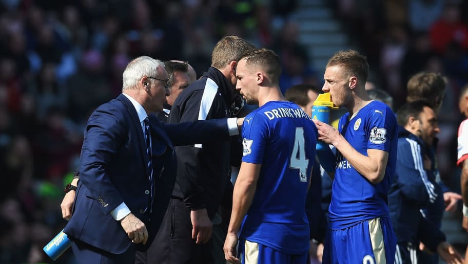 包含华尔夫斯堡击败西汉姆联，保级希望增加的词条