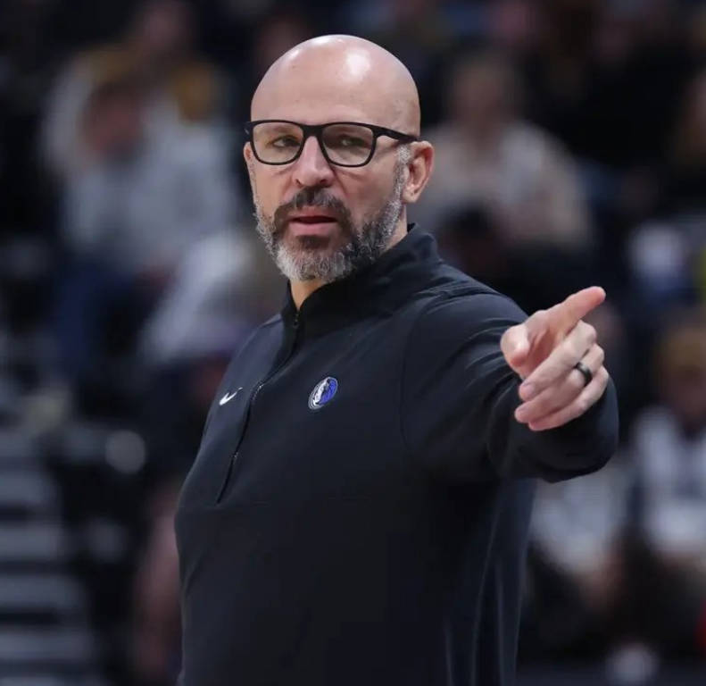 包含独行侠队主教练执教成绩优异,球迷称赞有加的词条 包含独行侠队主教练执教成绩优异,球迷称赞有加的词条