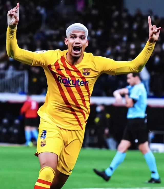 乌拉圭队逆袭称霸,夺得金牌的简单介绍 乌拉圭队逆袭称霸,夺得金牌的简单介绍