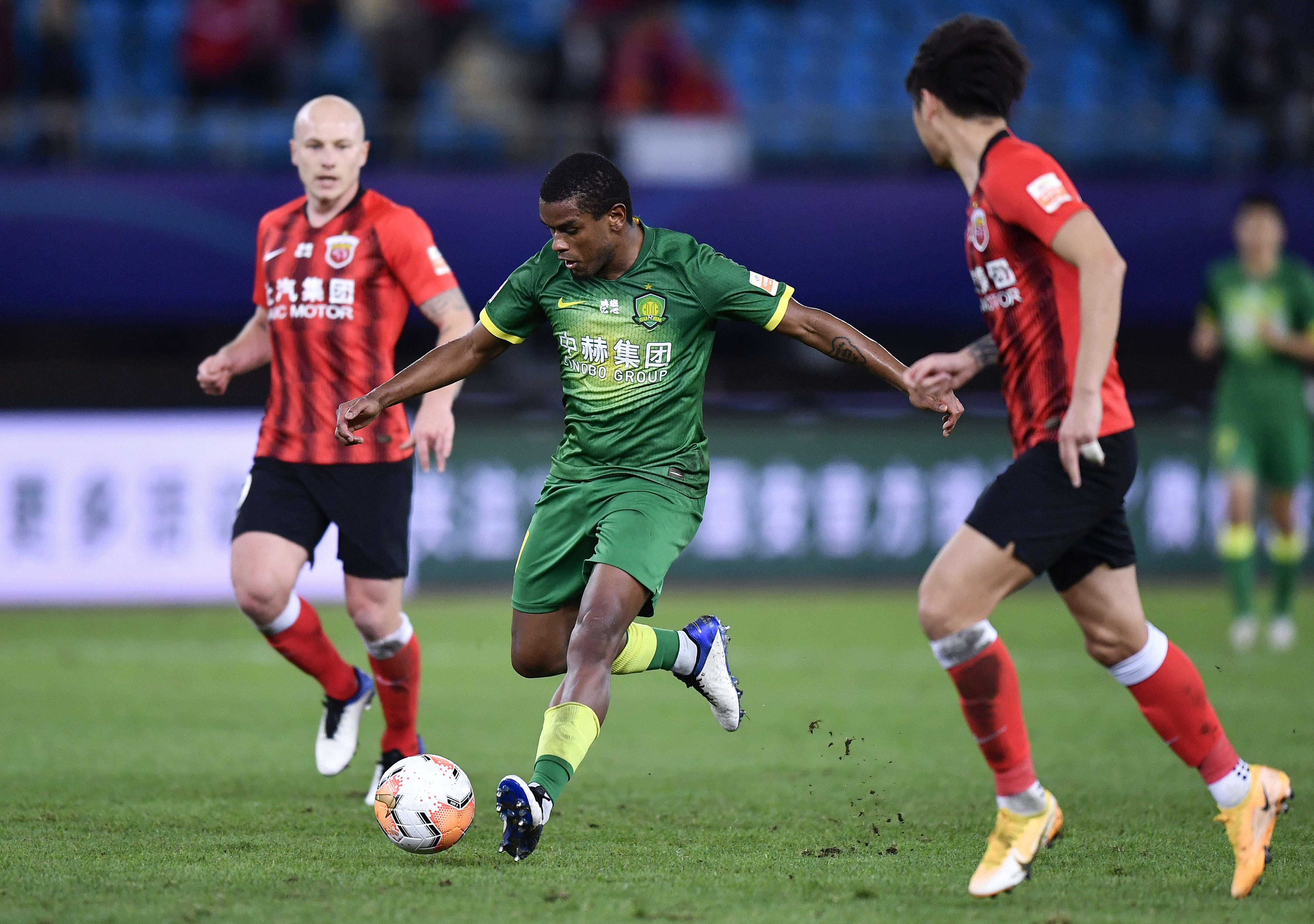 关于北京中赫国安大胜，保持不败的信息