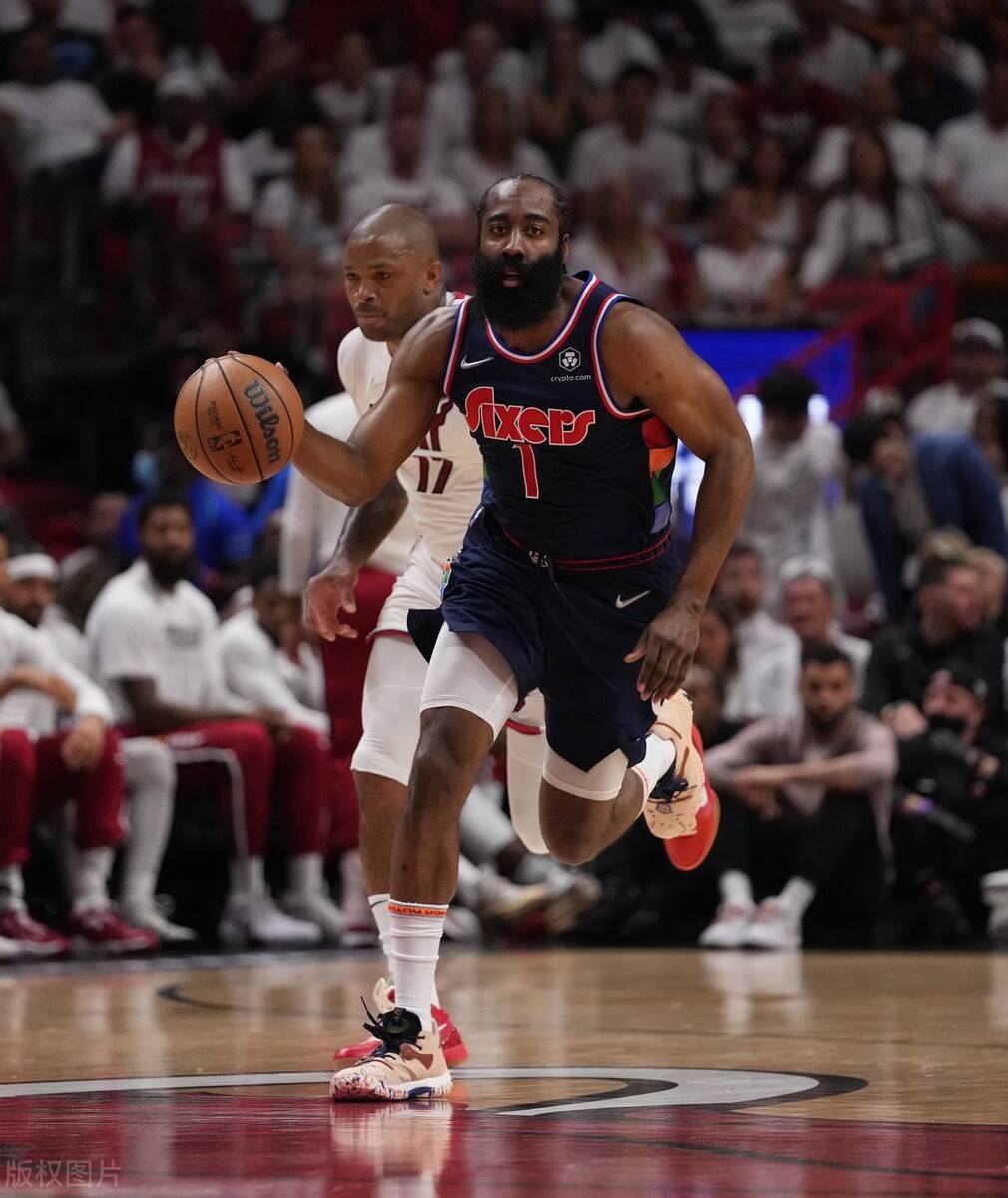 公牛阵容伤病缠身，球队士气低迷的简单介绍