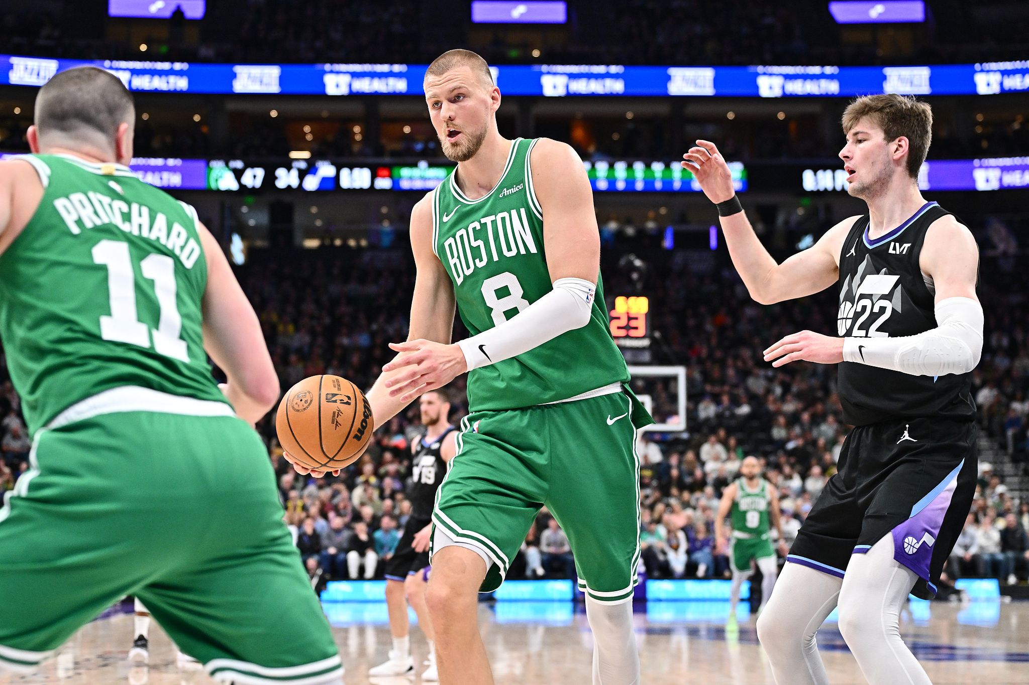 关于勇士逆转国王，波尔津吉斯送出助攻的信息