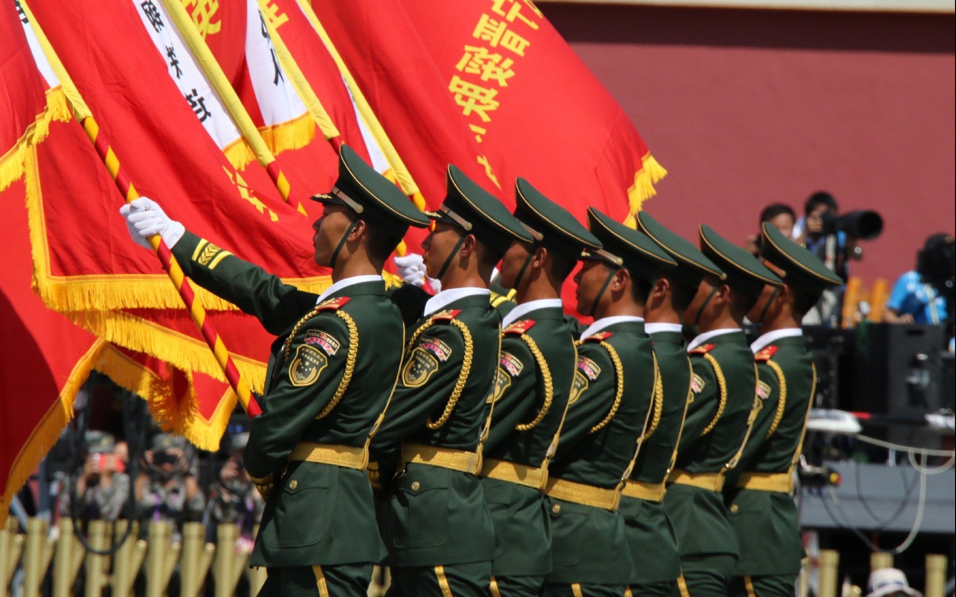 基耶萨一锤定音，比利时踏平哥伦比亚背后的战术革命