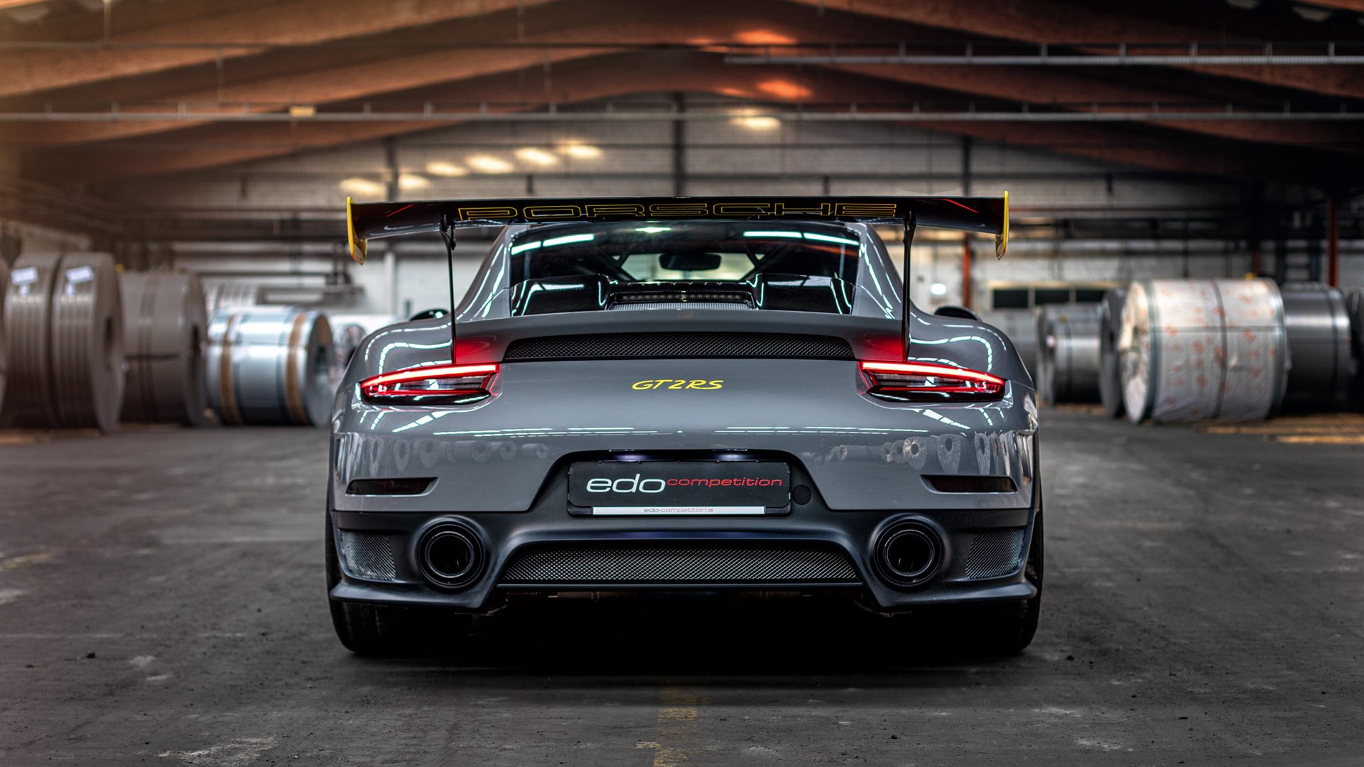 洪都拉斯对阵比利时,楚阿梅尼连续得分拉开差距,一场比赛如何定义两种足球的未来?